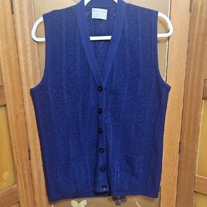 Vintage Preppy Academia British Vogue Wintuk Knit Sleeveless Sweater Navy Vest